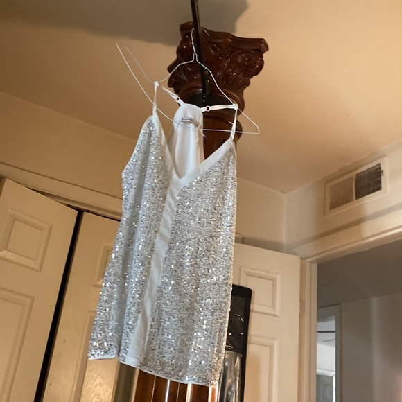 Silver and white ranking top sparkling new never worn also in black - Picture 3 of 8